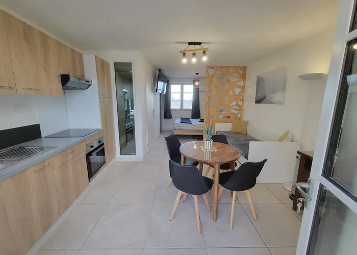 L'escale Du Puits Appartement *